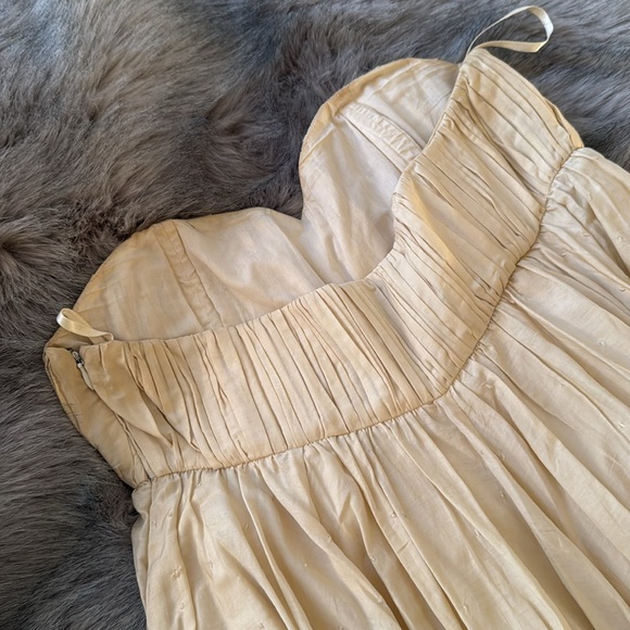 Sienna Miller’s Twentyeight twelve dress - Picture 4 of 10